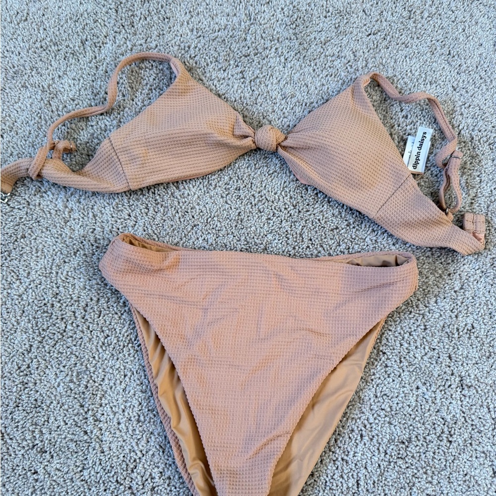 Dippin' Daisy's peach Bikini Set